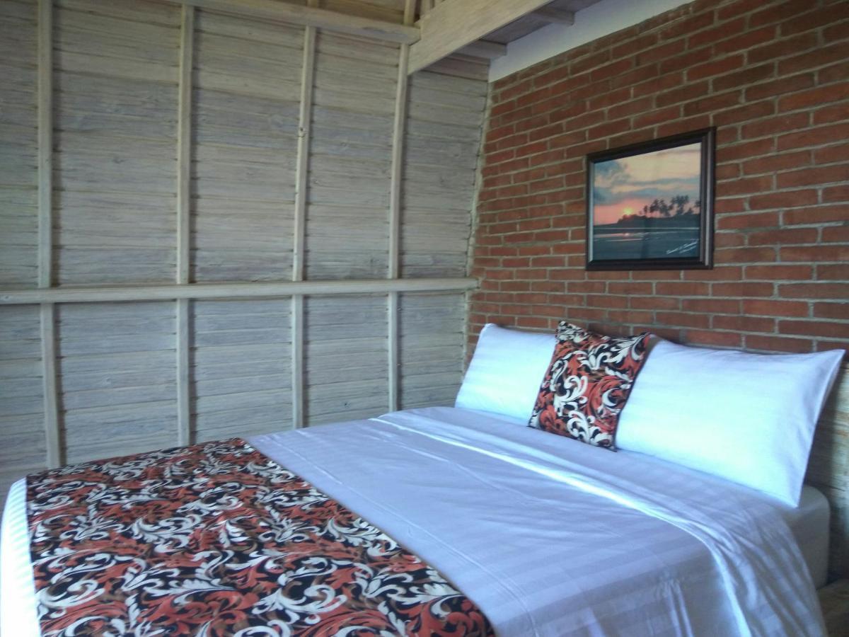 Sunsets At Sumbul Hotel Pulukan Exterior photo
