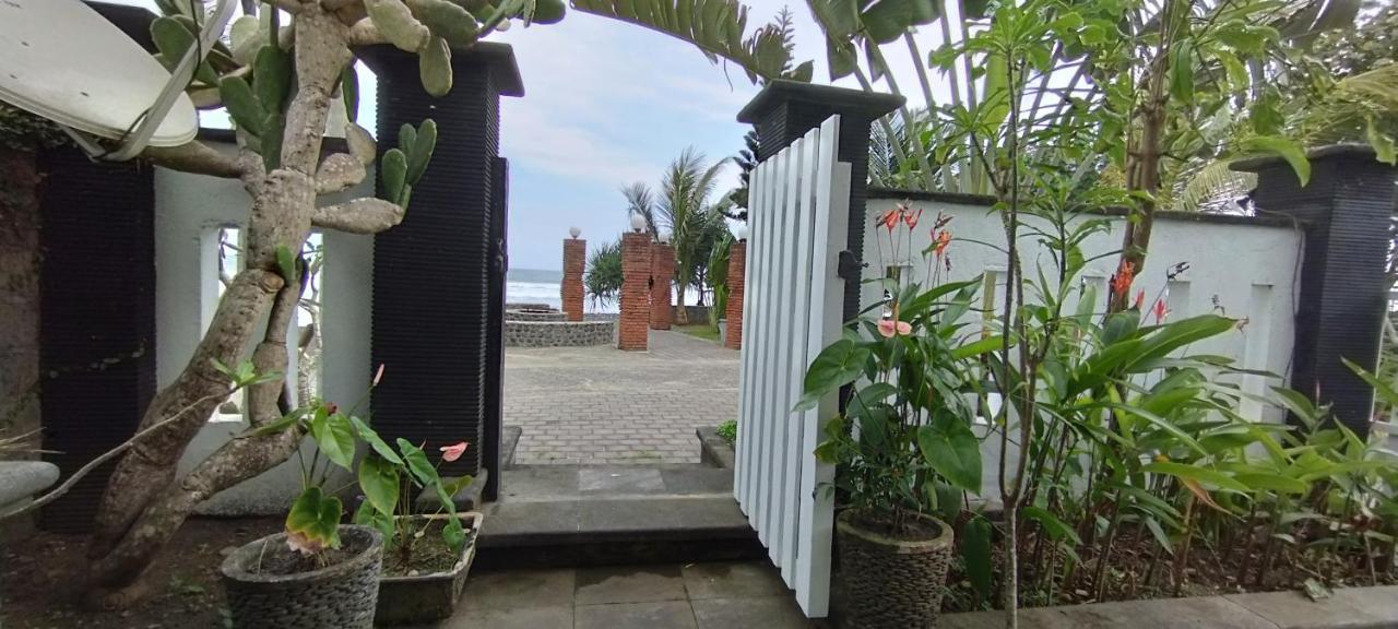Sunsets At Sumbul Hotel Pulukan Exterior photo